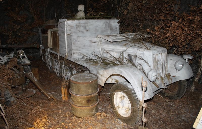 Thumbnail of Photo Number 30992