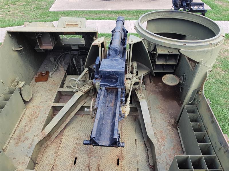 Thumbnail of Photo Number 37923